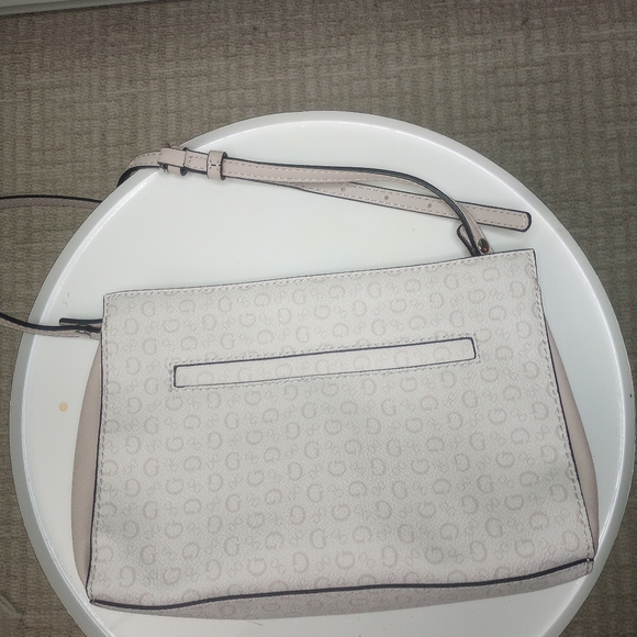 Women's soft pink guess monogrammed crossbody bag - Picture 8 of 9